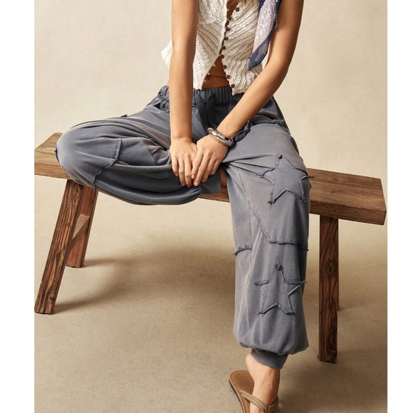 Solid Star Patch Stretchy Waist Pocket Jogger Pants - Picture 2 of 6